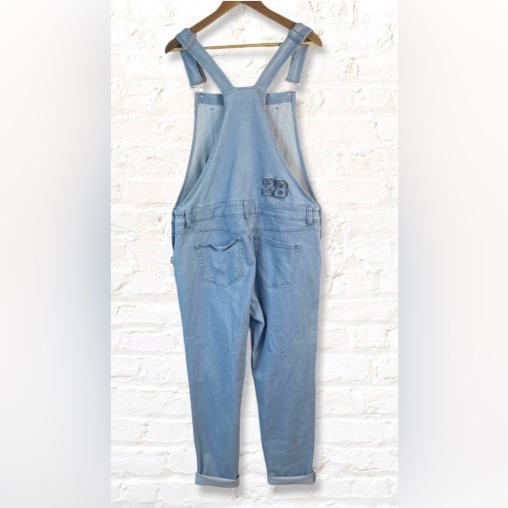 Perfect Disney Our Universe Womens Mickey Mouse 28 Denim Overalls Small - Picture 2 of 7